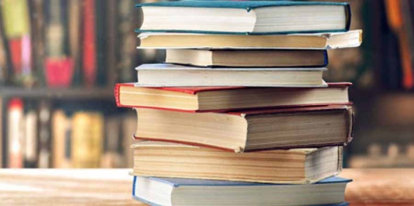 Какие документы необходимо представить в учреждение образования, чтобы получить учебники в пользование бесплатно или со снижением платы?