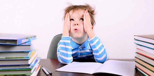 Как распознать, что ваш ребенок испытывает психологический стресс?